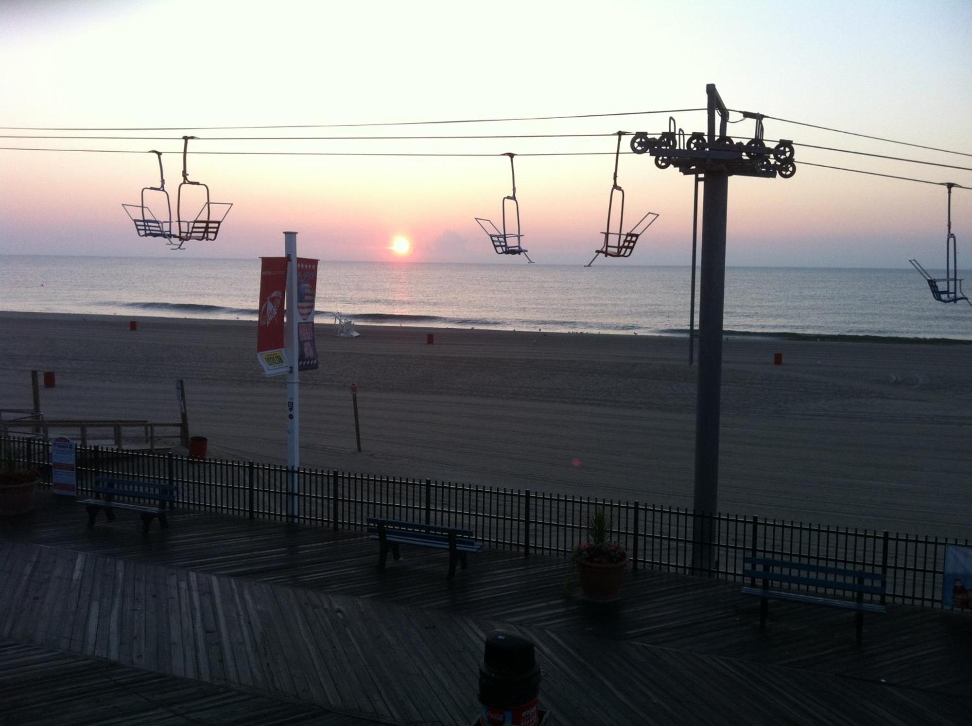 Aztec Ocean Resort Seaside Heights Extérieur photo